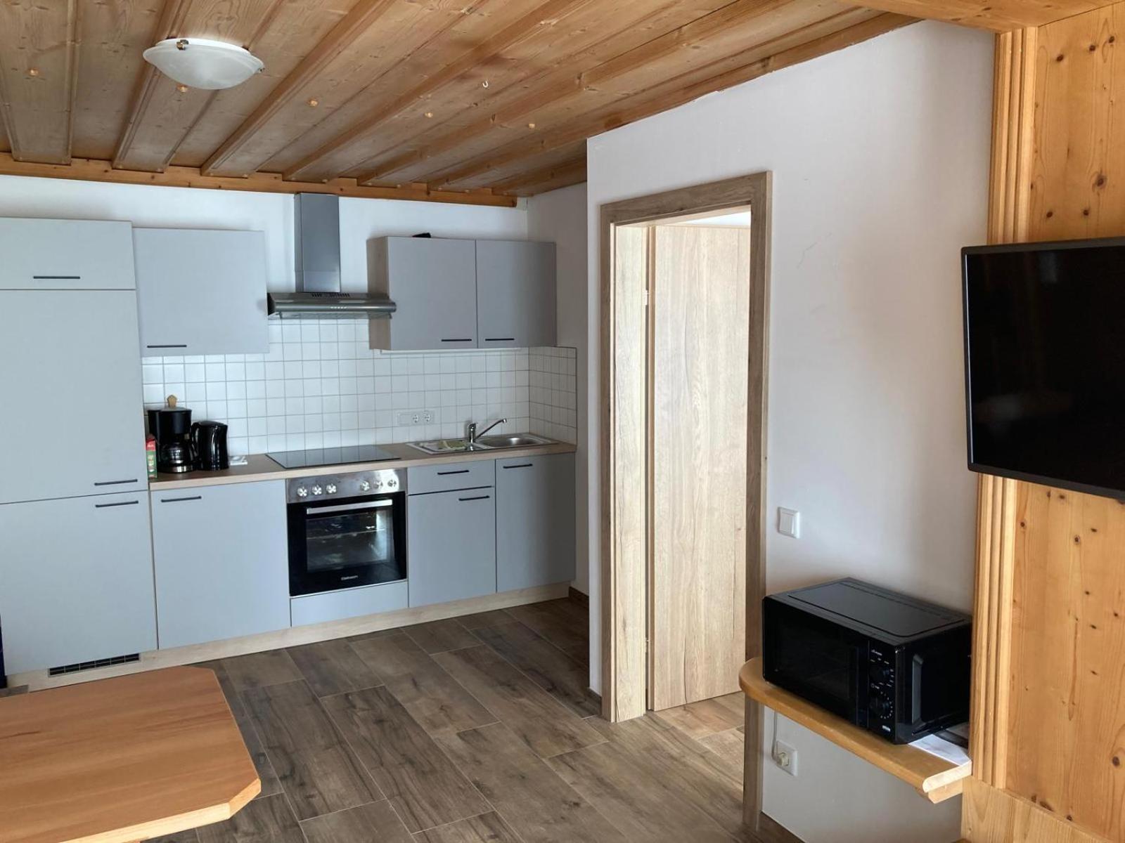 Appartment Laerchenalm ザンクト・マルティン・アム・テンネンゲビルゲ エクステリア 写真